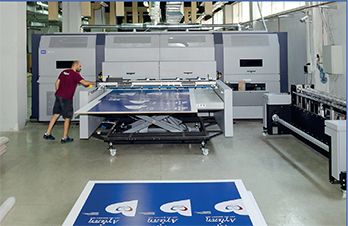 Η Digiprint επενδύει σε εκτυπωτές DURST